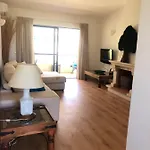 Дом отдыха Charming House In With Shared Pool *