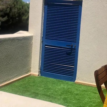 Charming House In With Shared Pool *